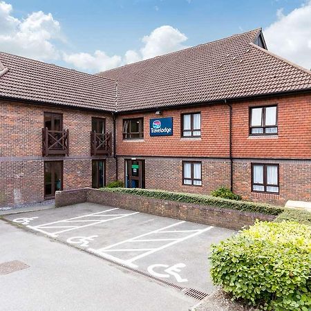 Travelodge フリムリー エクステリア 写真